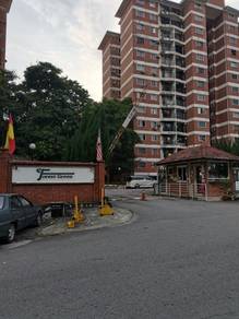 Condominium For Rent in Forest Green