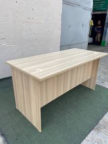YE43N Meja Tulis Pejabat 5 Ft Office Writing Table