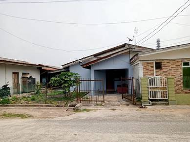Semi-Detached House For Sale in Pekan,PHG