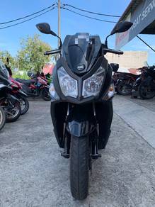 Sym JET14 200
