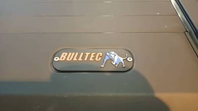 Rollershutter Toyota Hilux 2016-2025