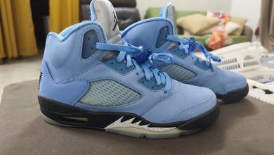 Air Jordan 5 Retro ‘UNC’ (University Blue) – Like 