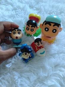 Crayon Shin-chan mini figurines 