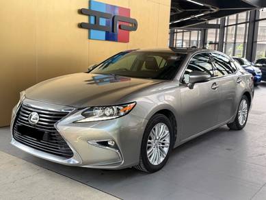 Lexus ES 250 LUXURY in Salak Selatan, KUL