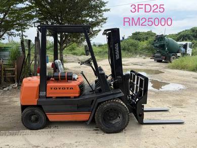 Toyota 3 FD25
