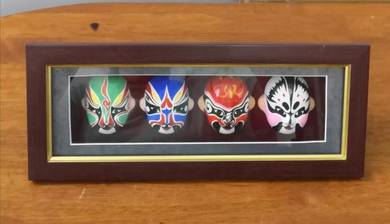 Oriental mask frame decor
