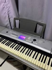 Yamaha DGX520 Digital Piano Keyboard