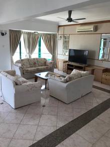 Condominium For Rent in Silverton