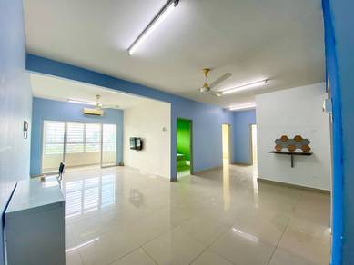 Service Residence For Sale in Mutiara Anggerik