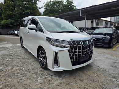 Toyota Alphard SC in Damansara Kim, SGR