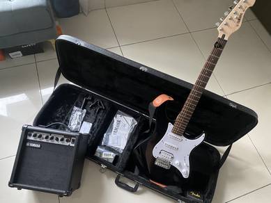 Yamaha Guitar Set