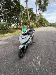 Yamaha Y15ZR