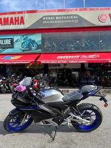 Yamaha R15