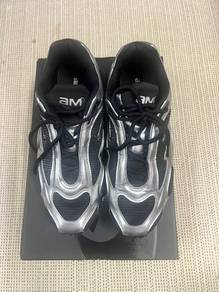 WMNS Nike Air Max Muse Black Metallic Silver