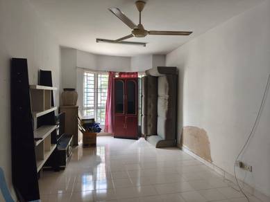 Condominium For Rent in Puncak Banyan