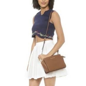 Michael Kors Selma Small Messenger Handbag Brown