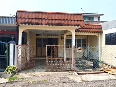 1-storey Terraced House For Sale in Ujong Pasir,MLK