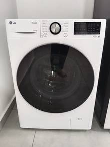 LG 10.5kg Front Load Washer with AI Direct Drive