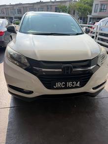 Honda HR-V V in Dengkil, SGR