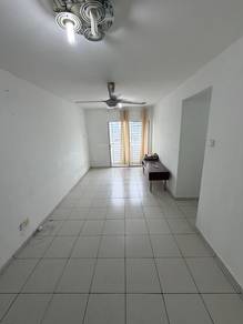 Apartment For Sale in Mandarina Court