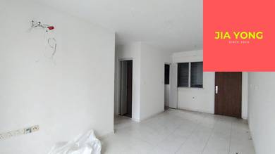Condominium For Sale in Tri Pinnacle