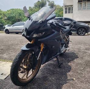 Yamaha R15