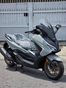 Honda Forza 250