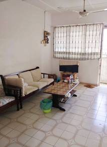 Flat For Sale in Flat Taman Ungku Tun Aminah