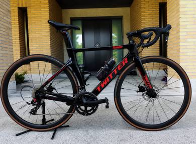 roadbike kesayangan nak jual