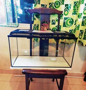 2ft aquarium, plastic cover.