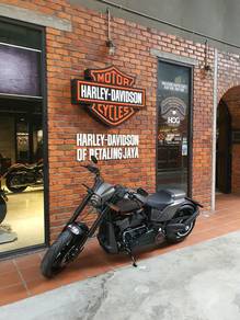 Harley-Davidson FXDR 114