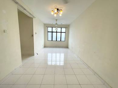 Condominium For Sale in Kasturi Idaman