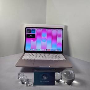 MacBook Neo | 13- inch | 6-core CPU | 5 Core GPU