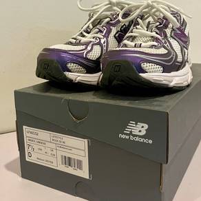 New Balance 740