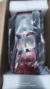 Lampu Dmax 2021