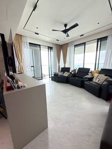 Condominium For Rent in Setia V Residences