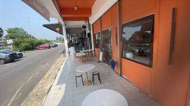 Turnkey Fully Fitted Restaurant Space for Sale