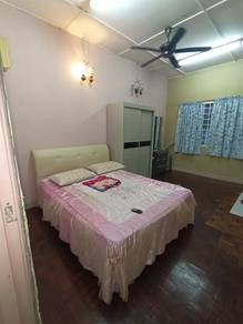 Room in Kulai, JHR