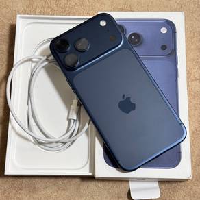 iPhone 17 Promax 256 Under Wrrnty 🇲🇾