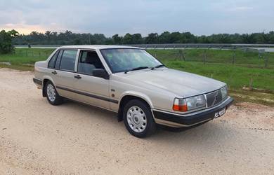 Volvo 940 GL in Bandar Saujana Putra, SGR