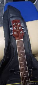 Guitar acoutic for sell