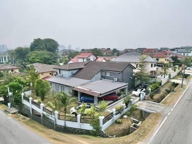 Bungalow House For Sale in Petaling Jaya,SGR