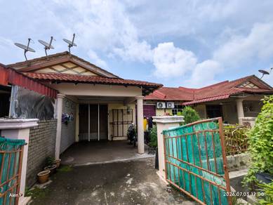 Terraced House For Sale in Jerantut,PHG
