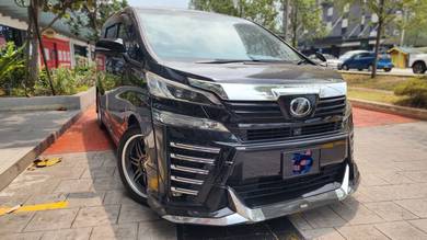 Toyota Vellfire ZG in Petaling Jaya, SGR