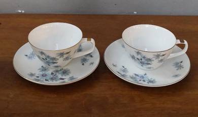 Narumi blue floral tea cup saucer