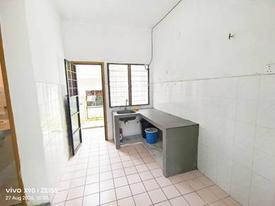 2-storey Terraced House For Rent in Seri Kembangan,SGR