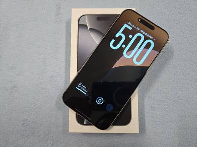 iPhone 16 Pro Max ZP white