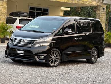 Toyota Vellfire Z in Banting, SGR