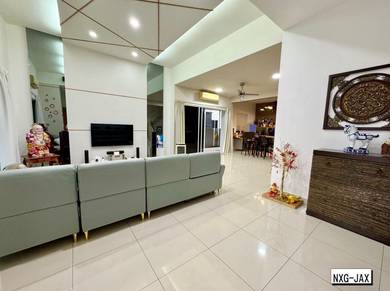 Semi-Detached House For Sale in Setia Alam,SGR