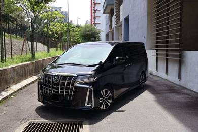 Toyota Alphard 2.5 SC in Cheras, SGR